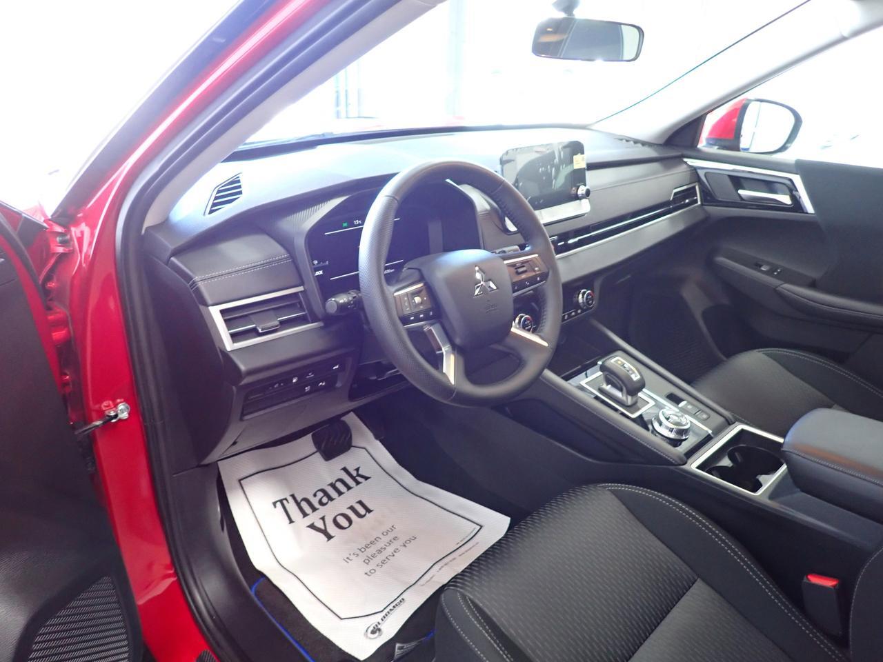 2025 Mitsubishi Outlander Plug-In Hybrid SE S-AWC PLUG IN HYBRID SUNROOF Listowel ON