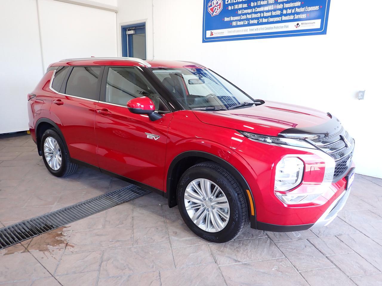 2025 Mitsubishi Outlander Plug-In Hybrid SE S-AWC PLUG IN HYBRID SUNROOF