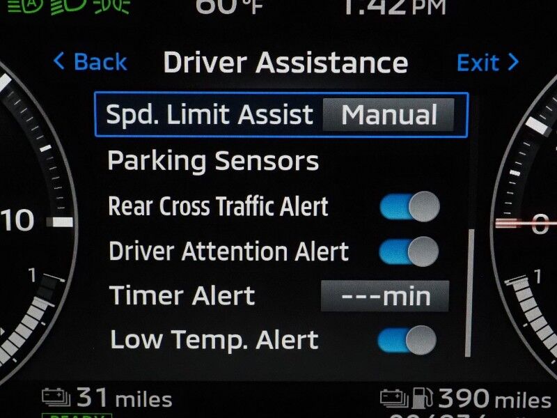 2025 Mitsubishi Outlander Plug-In Hybrid SEL AWD *NAVIGATION, ADAPTIVE CRUISE, SAFETY ALERTS, 360 VIEW CAMERAS, PANORAMA MOONROOF, LEATHER, HEATED SEATS/STEERING, 20 INCH WHEELS, WIRELESS CHARGING, ANDROID & APPLE Round Rock TX