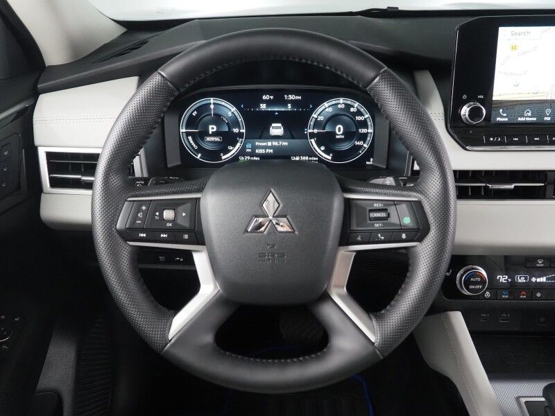 2025 Mitsubishi Outlander Plug-In Hybrid SEL AWD *NAVIGATION, ADAPTIVE CRUISE, SAFETY ALERTS, 360 VIEW CAMERAS, PANORAMA MOONROOF, LEATHER, HEATED SEATS/STEERING, 20 INCH WHEELS, WIRELESS CHARGING, ANDROID & APPLE Round Rock TX