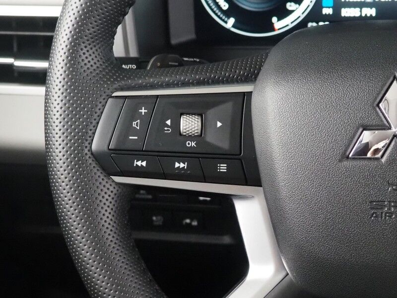 2025 Mitsubishi Outlander Plug-In Hybrid SEL AWD *NAVIGATION, ADAPTIVE CRUISE, SAFETY ALERTS, 360 VIEW CAMERAS, PANORAMA MOONROOF, LEATHER, HEATED SEATS/STEERING, 20 INCH WHEELS, WIRELESS CHARGING, ANDROID & APPLE Round Rock TX