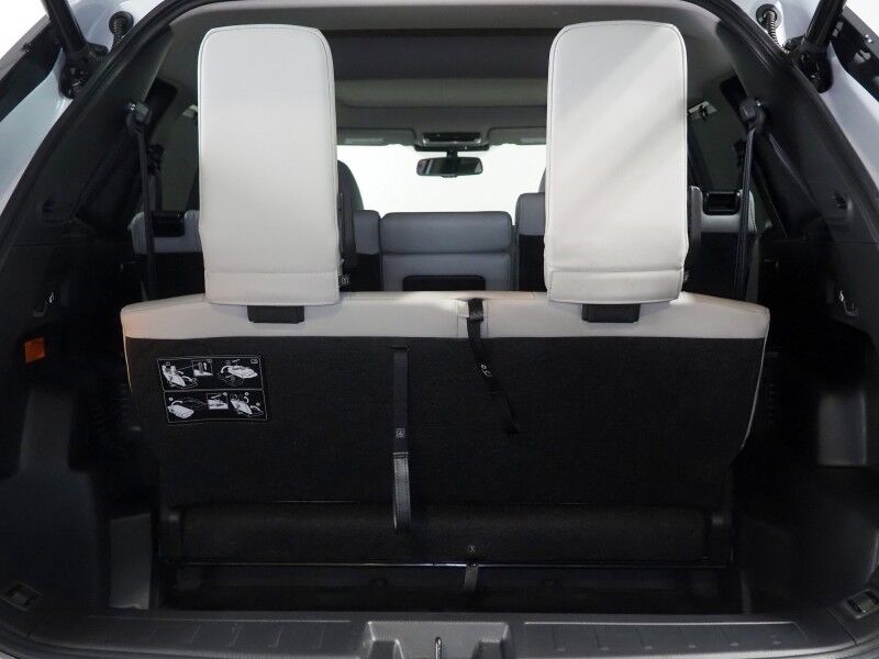 2025 Mitsubishi Outlander Plug-In Hybrid SEL AWD *NAVIGATION, ADAPTIVE CRUISE, SAFETY ALERTS, 360 VIEW CAMERAS, PANORAMA MOONROOF, LEATHER, HEATED SEATS/STEERING, 20 INCH WHEELS, WIRELESS CHARGING, ANDROID & APPLE Round Rock TX