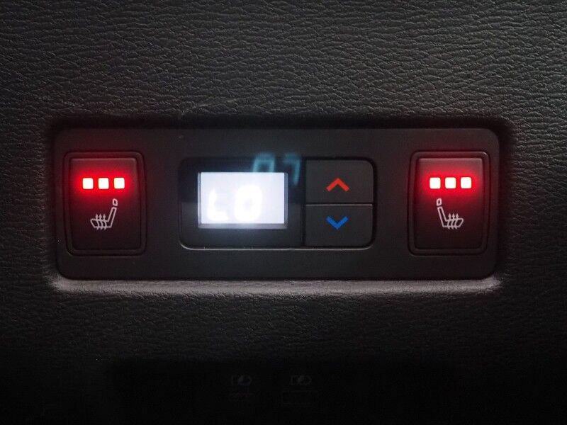 2025 Mitsubishi Outlander Plug-In Hybrid SEL AWD *NAVIGATION, ADAPTIVE CRUISE, SAFETY ALERTS, 360 VIEW CAMERAS, PANORAMA MOONROOF, LEATHER, HEATED SEATS/STEERING, 20 INCH WHEELS, WIRELESS CHARGING, ANDROID & APPLE Round Rock TX