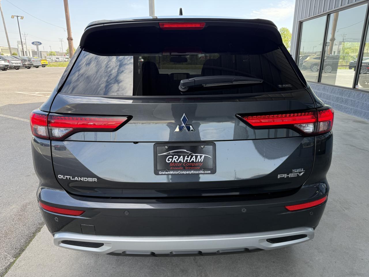 2025 Mitsubishi Outlander Plug-In Hybrid SEL Knoxville TN