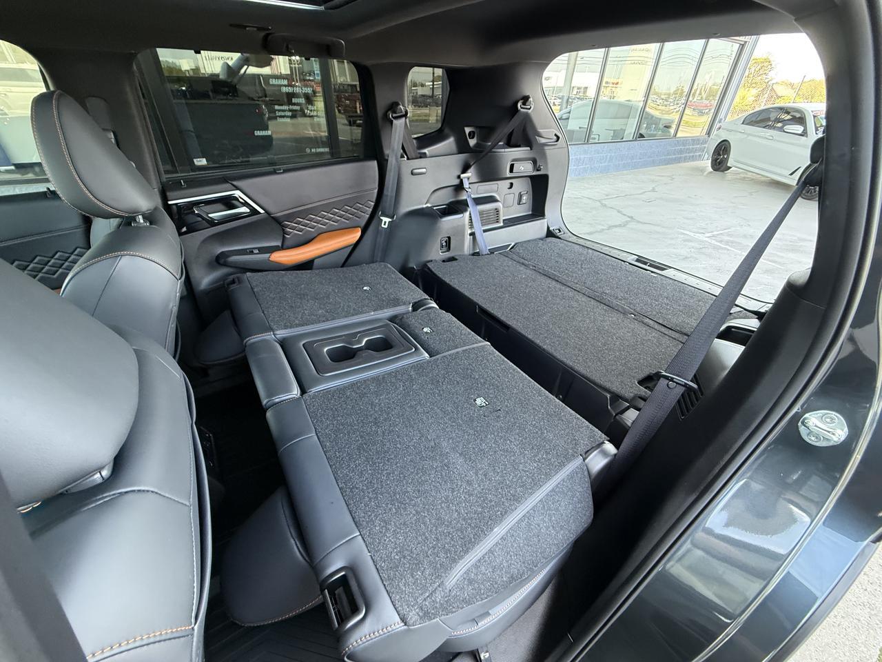 2025 Mitsubishi Outlander Plug-In Hybrid SEL Knoxville TN