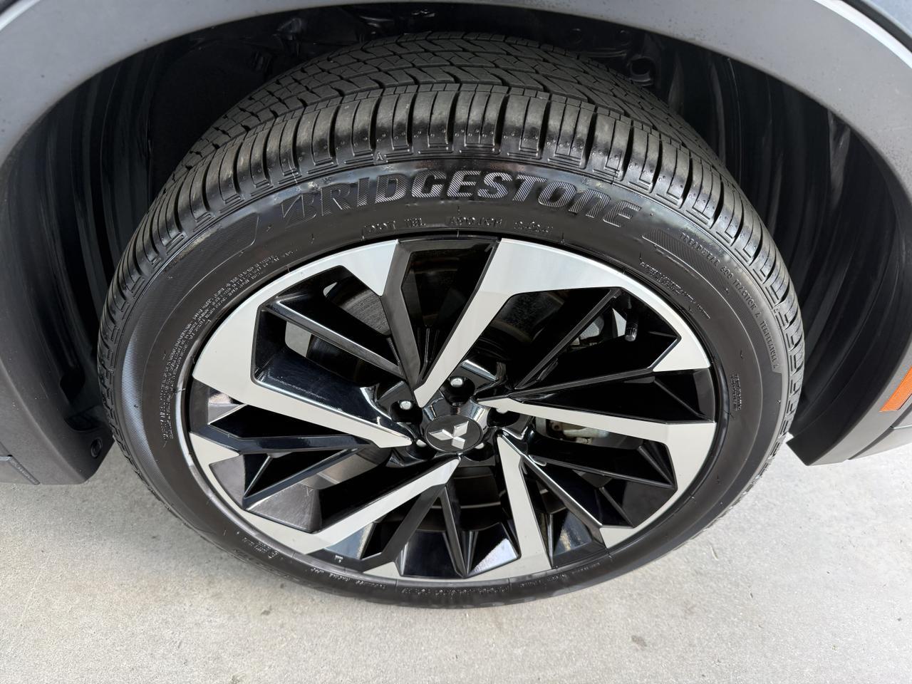 2025 Mitsubishi Outlander Plug-In Hybrid SEL Knoxville TN