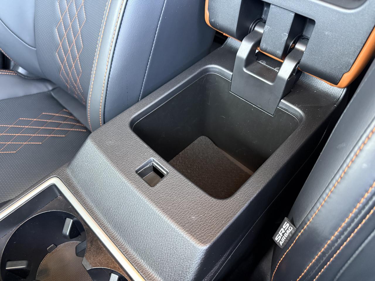 2025 Mitsubishi Outlander Plug-In Hybrid SEL Knoxville TN