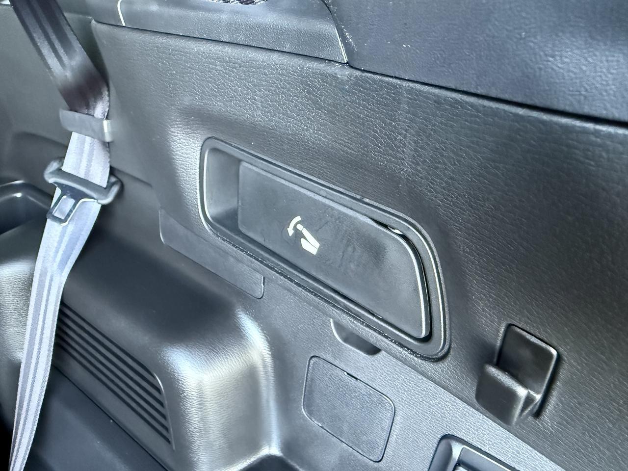 2025 Mitsubishi Outlander Plug-In Hybrid SEL Knoxville TN