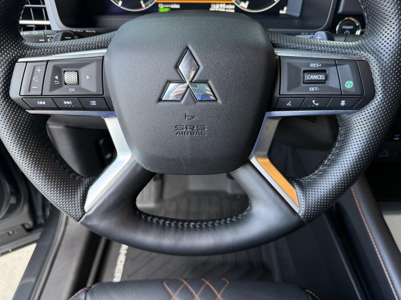 2025 Mitsubishi Outlander Plug-In Hybrid SEL Knoxville TN