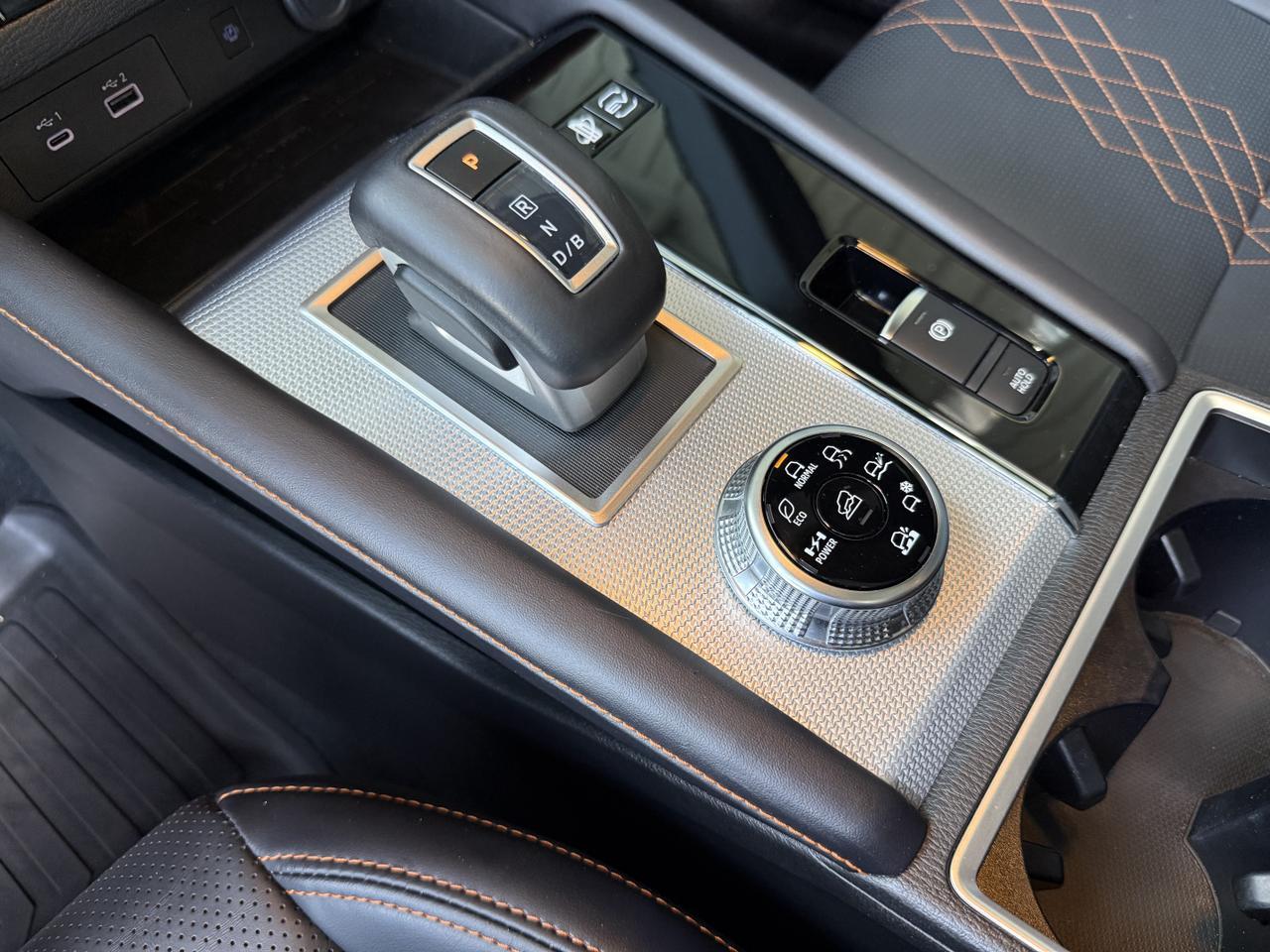 2025 Mitsubishi Outlander Plug-In Hybrid SEL Knoxville TN