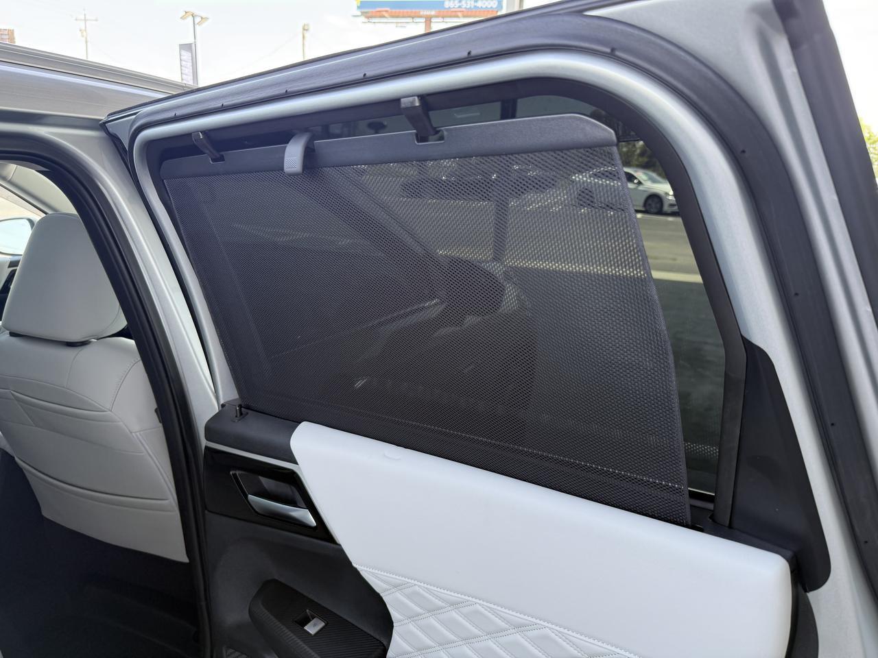 2025 Mitsubishi Outlander Plug-In Hybrid SEL Knoxville TN
