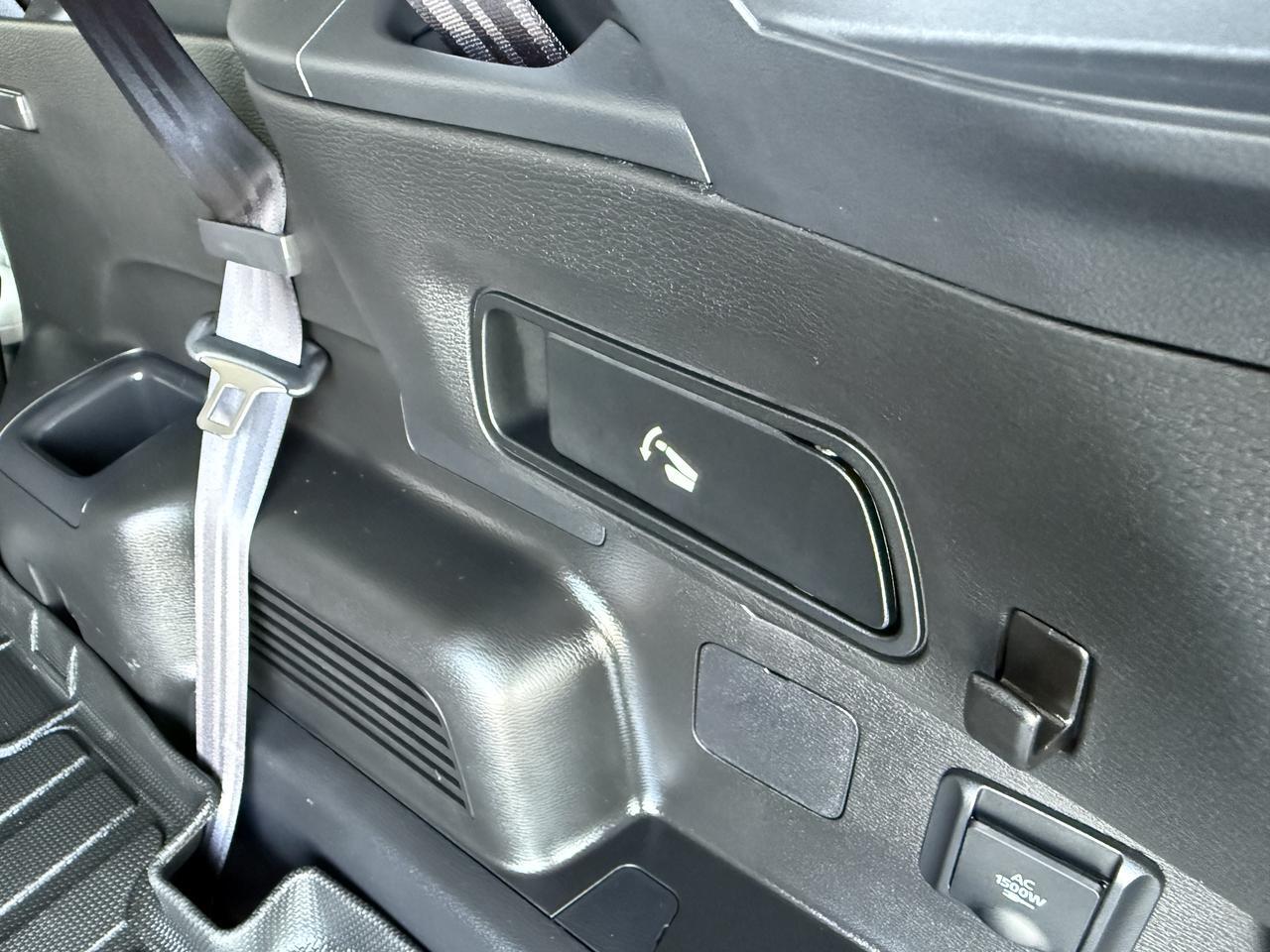 2025 Mitsubishi Outlander Plug-In Hybrid SEL Knoxville TN