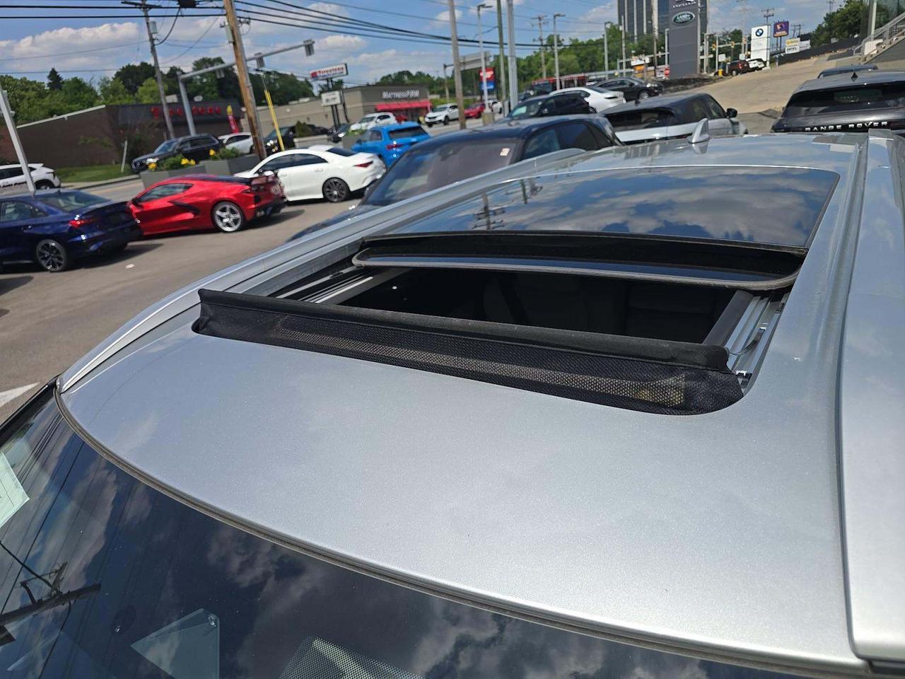 2025 Mitsubishi Outlander Plug-In Hybrid SEL Knoxville TN