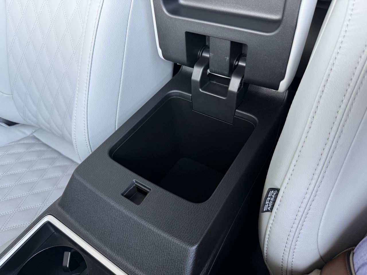 2025 Mitsubishi Outlander Plug-In Hybrid SEL Knoxville TN