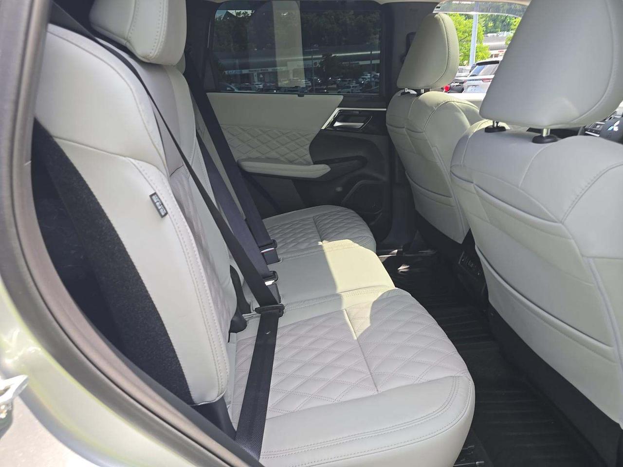 2025 Mitsubishi Outlander Plug-In Hybrid SEL Knoxville TN