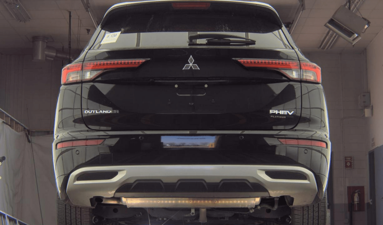 2025 Mitsubishi Outlander Plug-In Hybrid SEL Platinum Edition Knoxville TN
