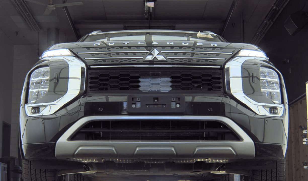 2025 Mitsubishi Outlander Plug-In Hybrid SEL Platinum Edition Knoxville TN