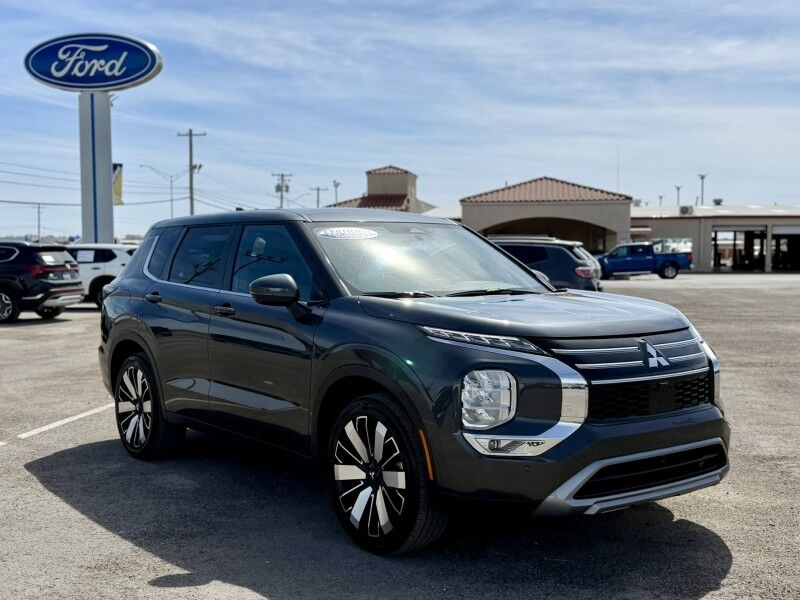 2025 Mitsubishi Outlander SE