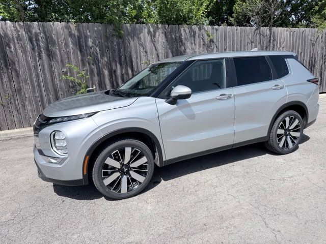 2025 Mitsubishi Outlander
