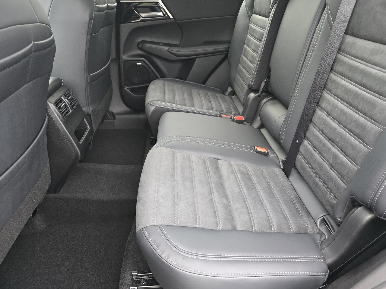 2025 Mitsubishi Outlander SE Chattanooga TN