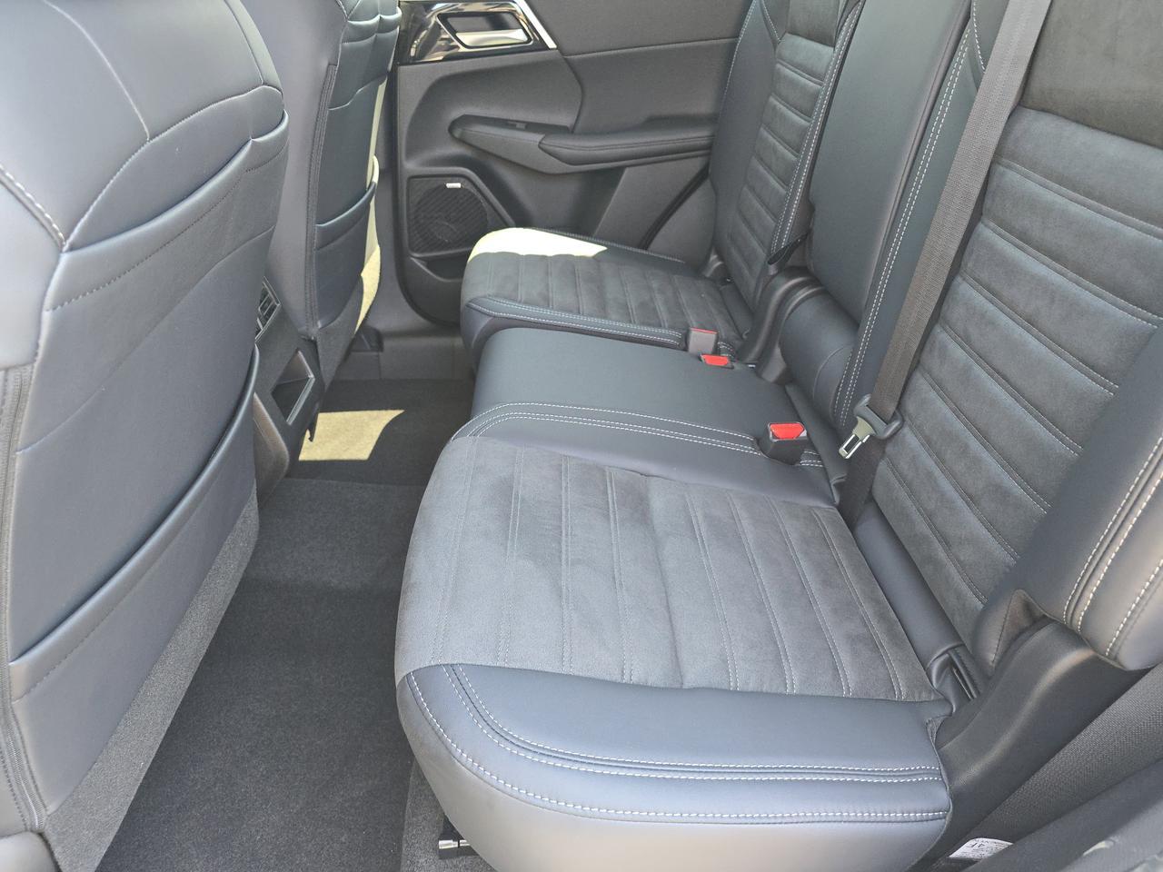 2025 Mitsubishi Outlander SE Chattanooga TN