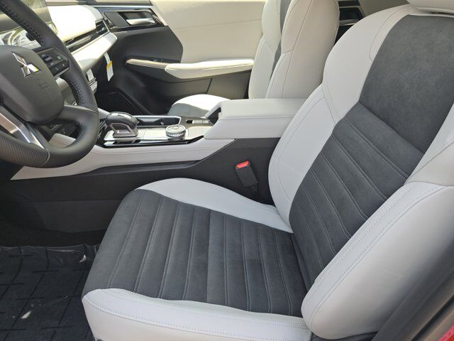 2025 Mitsubishi Outlander SE Chattanooga TN