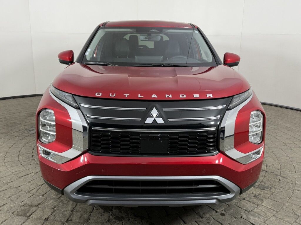 2025 Mitsubishi Outlander SE FWD