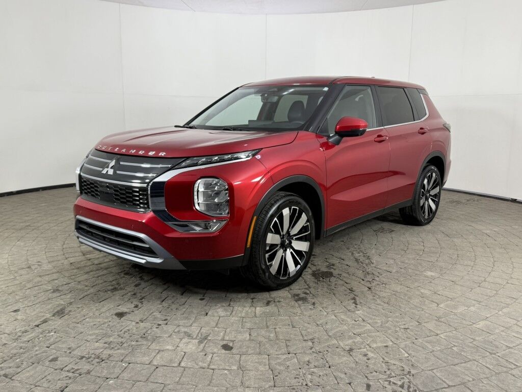 2025 Mitsubishi Outlander SE FWD