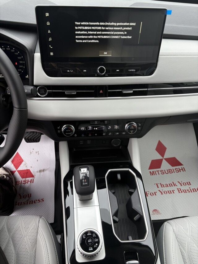 2025 Mitsubishi Outlander SE Grande Prairie AB