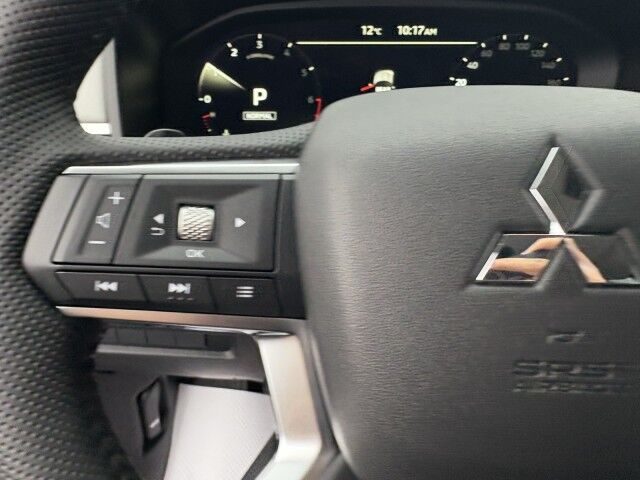 2025 Mitsubishi Outlander SE Grande Prairie AB