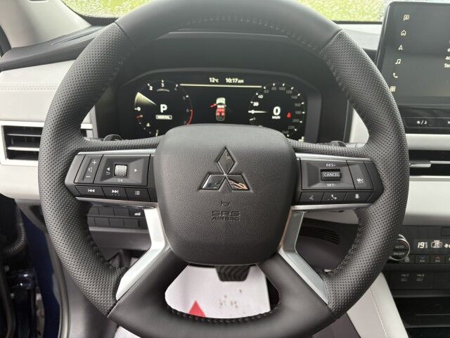 2025 Mitsubishi Outlander SE Grande Prairie AB