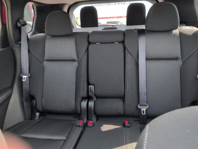 2025 Mitsubishi Outlander SE Grande Prairie AB