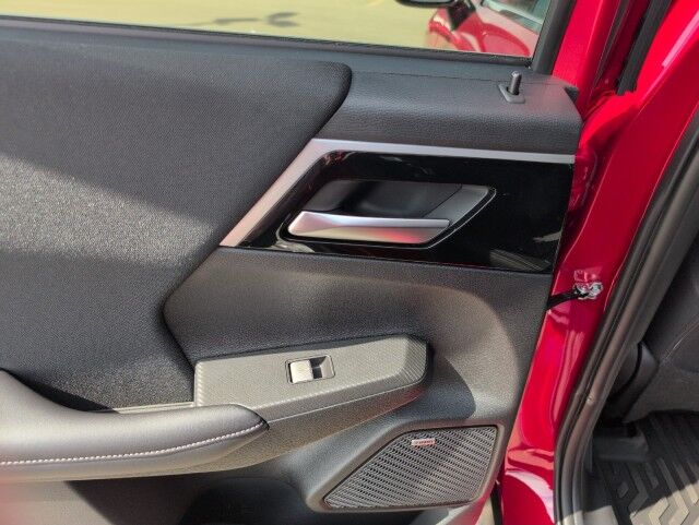 2025 Mitsubishi Outlander SE Grande Prairie AB