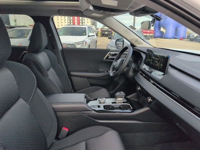 2025 Mitsubishi Outlander SE Grande Prairie AB