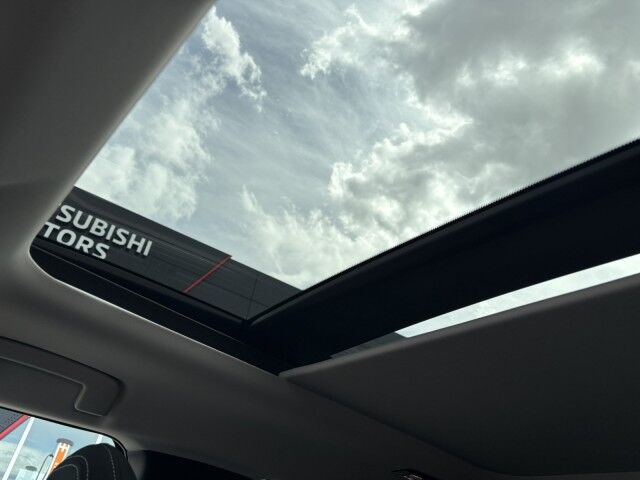 2025 Mitsubishi Outlander SE Grande Prairie AB