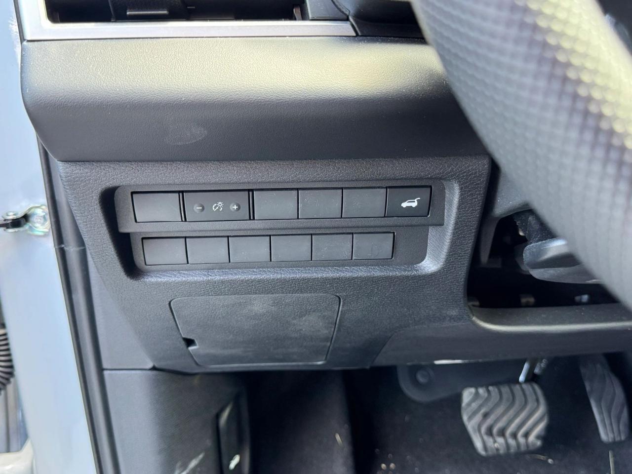 2025 Mitsubishi Outlander SE Miami FL