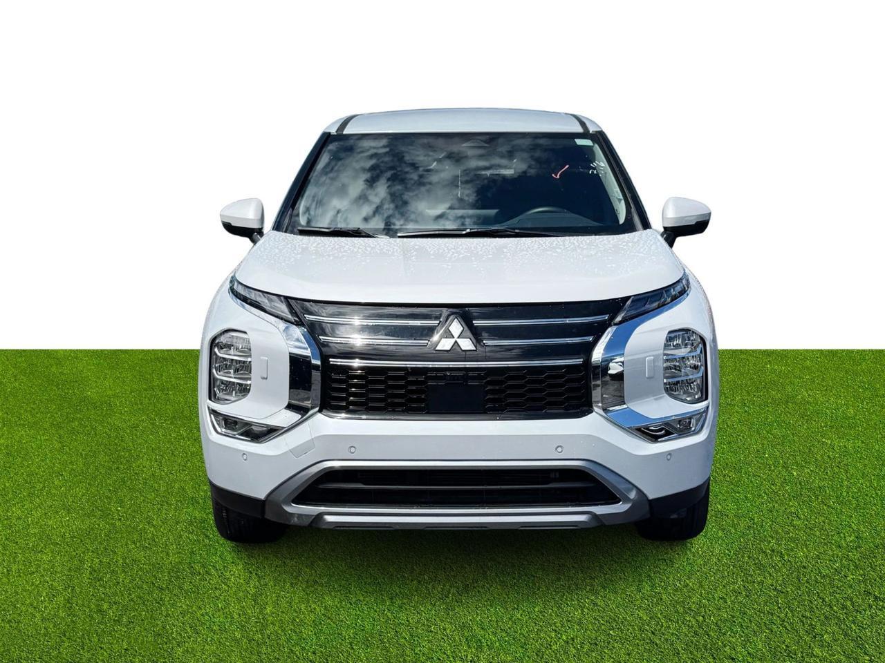 2025 Mitsubishi Outlander SE Miami FL