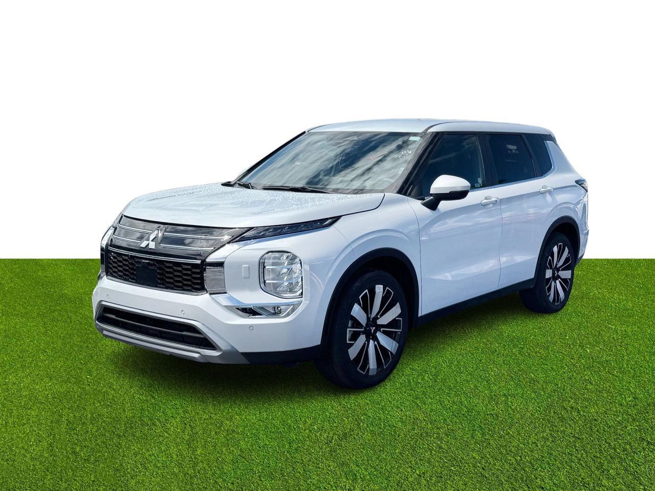 2025 Mitsubishi Outlander SE Miami FL