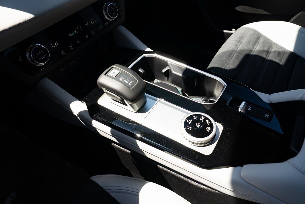2025 Mitsubishi Outlander SE Milwaukie OR