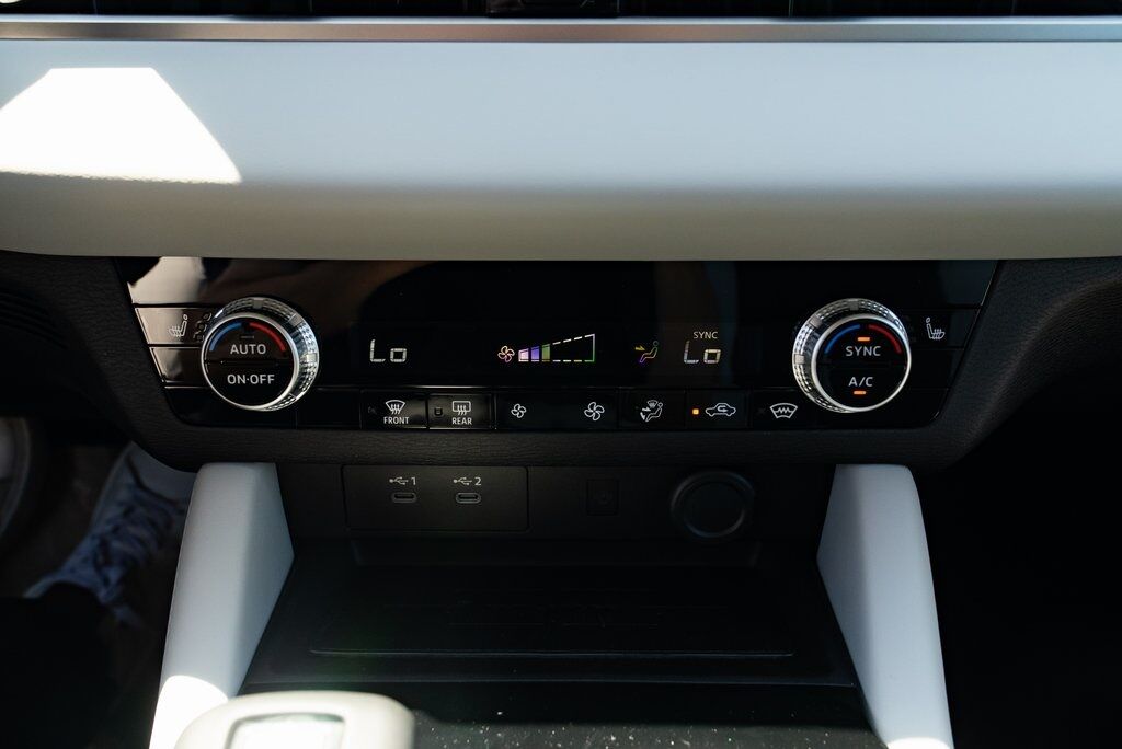2025 Mitsubishi Outlander SE Milwaukie OR