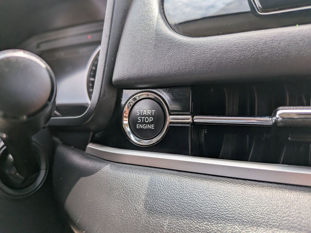 2025 Mitsubishi Outlander SE San Clemente CA