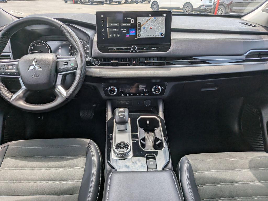 2025 Mitsubishi Outlander SE San Clemente CA