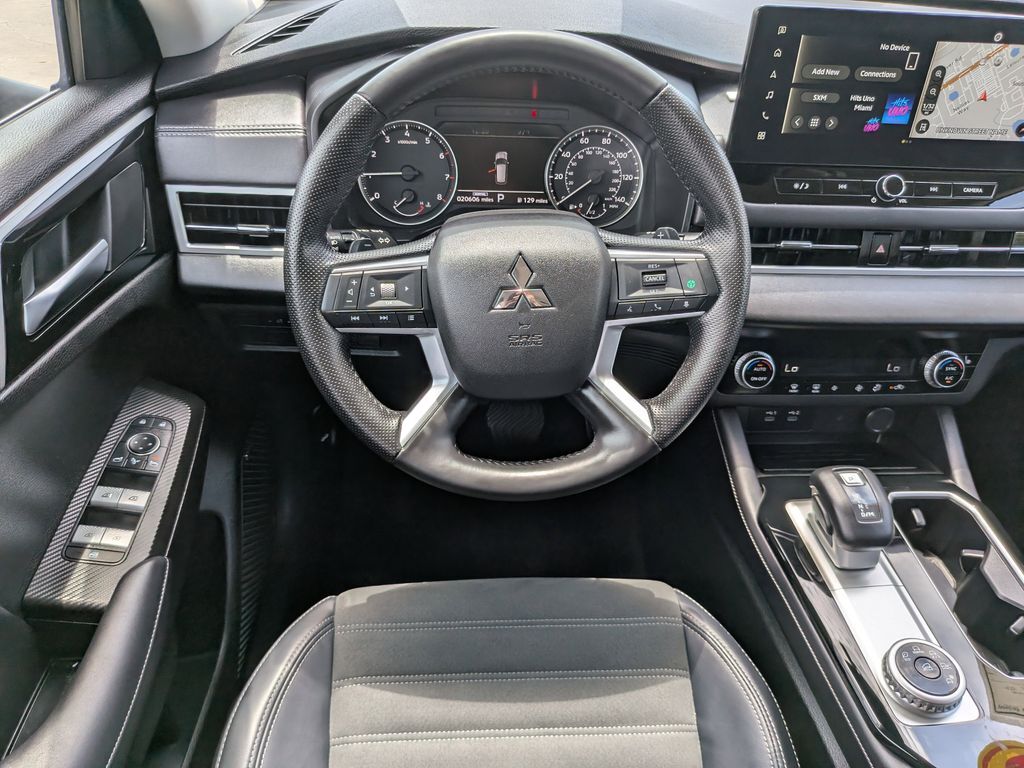 2025 Mitsubishi Outlander SE San Clemente CA