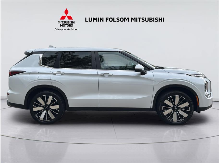2025 Mitsubishi Outlander SE Sport Utility 4D Folsom CA