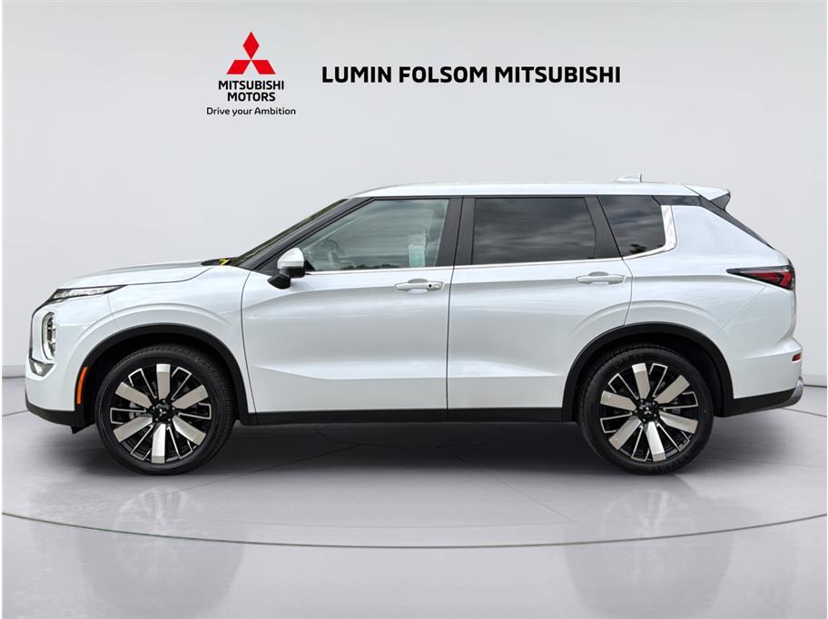 2025 Mitsubishi Outlander SE Sport Utility 4D Folsom CA