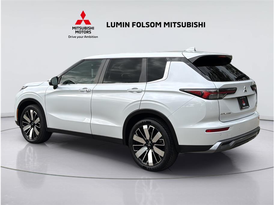2025 Mitsubishi Outlander SE Sport Utility 4D Folsom CA