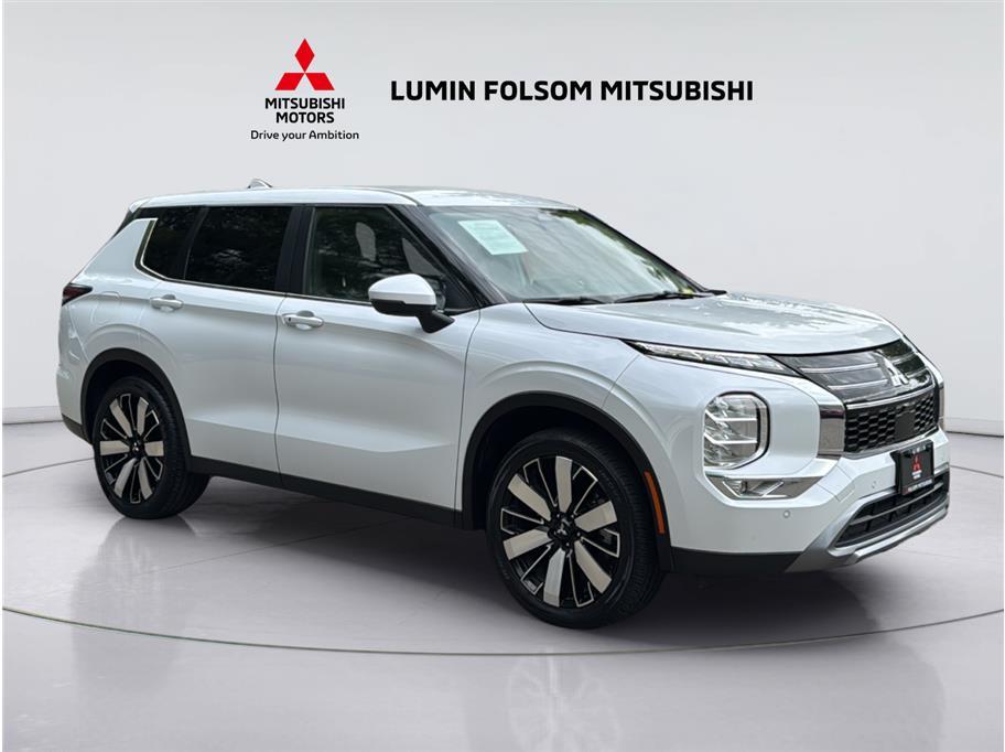 2025 Mitsubishi Outlander SE Sport Utility 4D Folsom CA