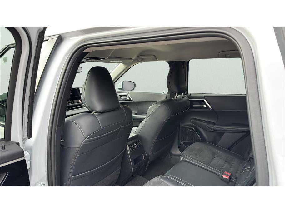 2025 Mitsubishi Outlander SE Sport Utility 4D Folsom CA
