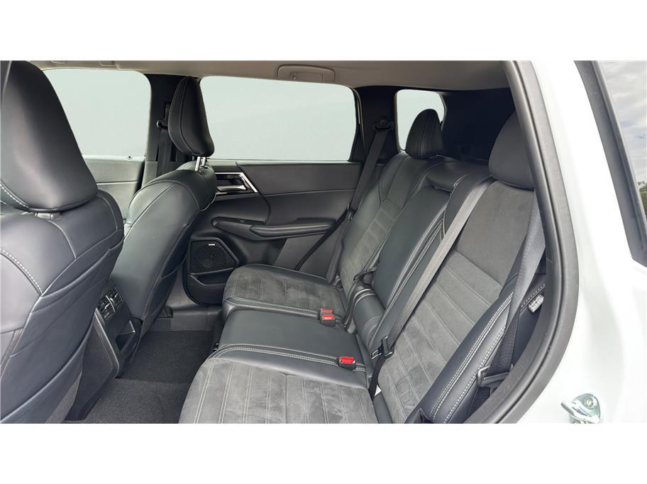 2025 Mitsubishi Outlander SE Sport Utility 4D Folsom CA