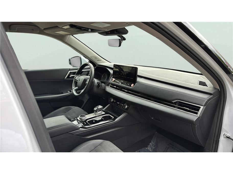 2025 Mitsubishi Outlander SE Sport Utility 4D Folsom CA